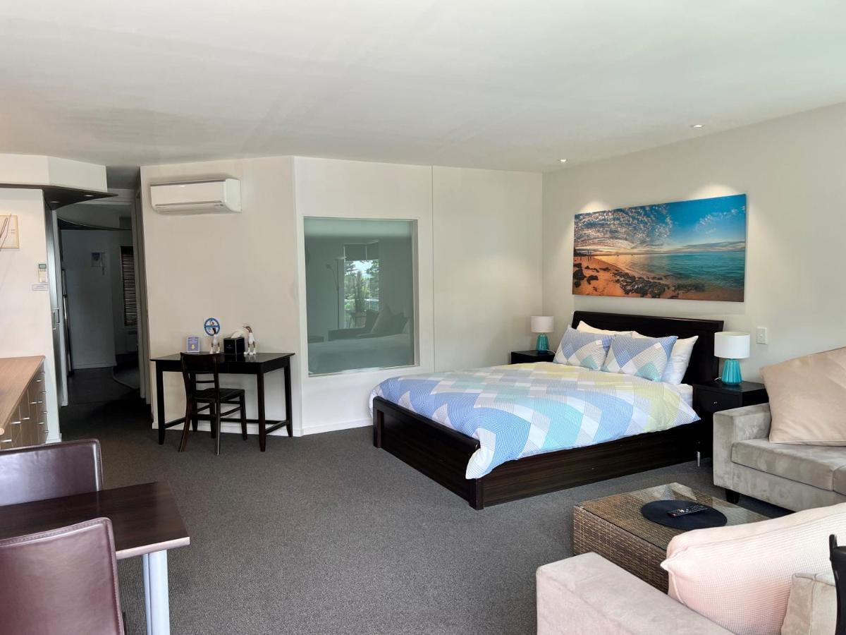 Phillip Island Holiday Apartments Каус Екстер'єр фото