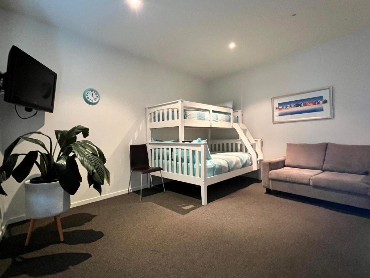 Phillip Island Holiday Apartments Каус Екстер'єр фото